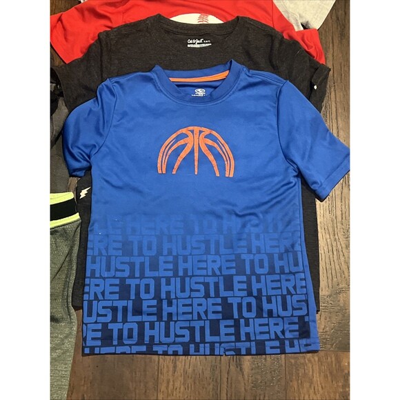 Boys Size 6-7 Clothes Bundle 12 Piece Lot Summer Minecraft, Nike, Sports, Hulk+ - Picture 3 of 12